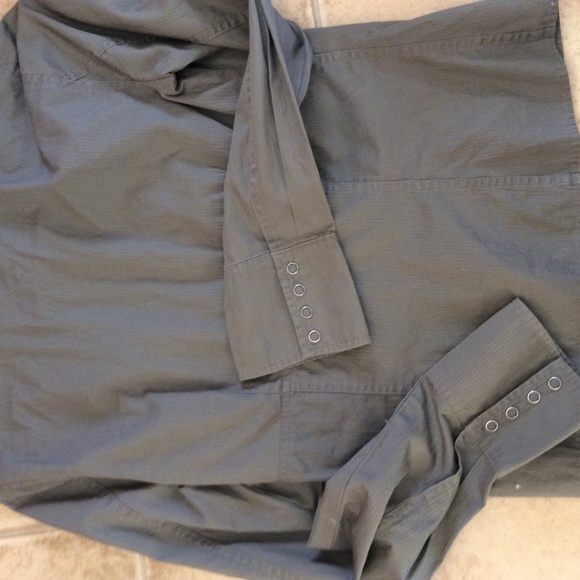 Y2K Tommy Hilfiger army green snap front Shirt, S - Picture 3 of 9